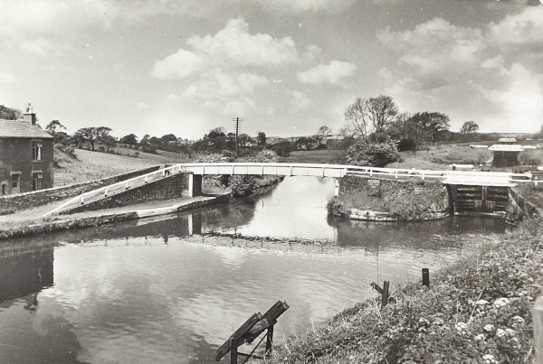 BW200-1-52-1-10 image BW200-1-52-1-10