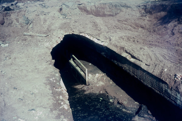 BW197-2-21-26-10 image BW197-2-21-26-10