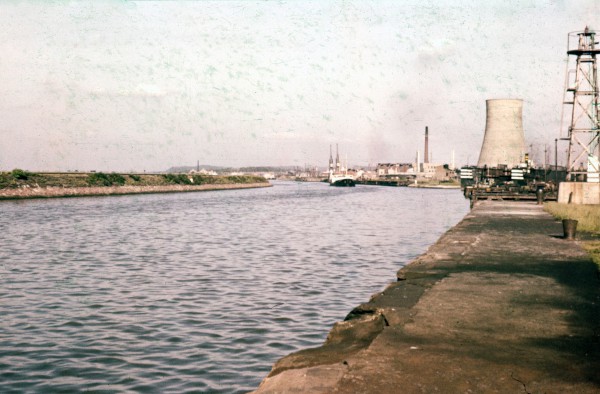 ad-1-1-22 pontoon bend from stuarts wharf, ellesmere port(1) image ad-1-1-22 pontoon bend from stuarts wharf, ellesmere port(1)