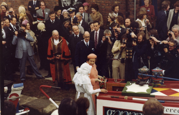 crt_qvisit_10 image crt_qvisit_10