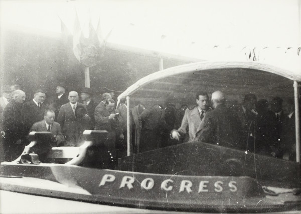 BW192-3-2-2-13-1-70 image BW192-3-2-2-13-1-70