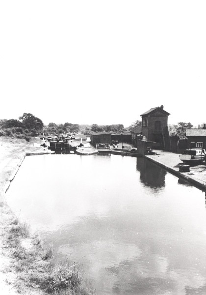 BW192-3-2-2-13-1-190 image BW192-3-2-2-13-1-190