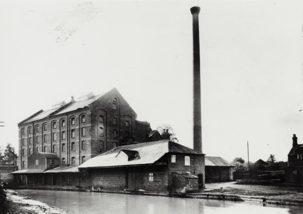 BW192-3-2-2-13-1-390 image BW192-3-2-2-13-1-390