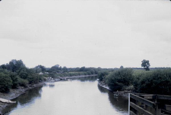 BW197-2-23-11-1 image BW197-2-23-11-1