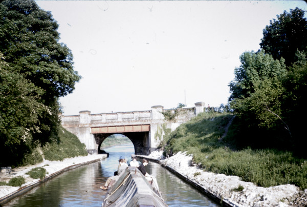 BW197-2-8-33-1 image BW197-2-8-33-1