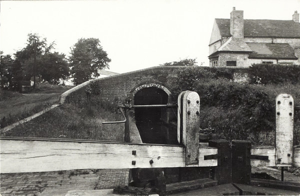 BW200-1-89-4-1 image BW200-1-89-4-1