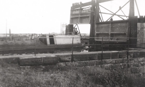 BW197-4-1-2-27-1 image BW197-4-1-2-27-1