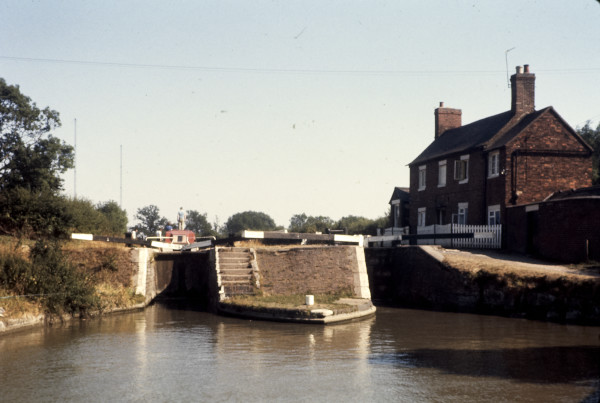 BW197-2-34-28-1 image BW197-2-34-28-1