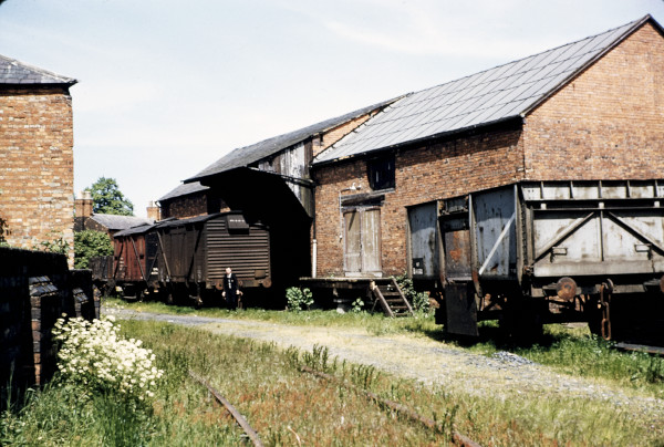 BW197-2-8-39-1 image BW197-2-8-39-1