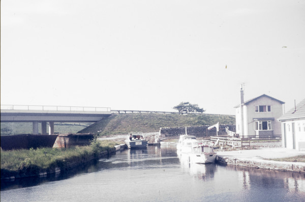 BW197-2-15-7-11 image BW197-2-15-7-11