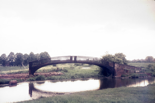 BW197-2-18-21 image BW197-2-18-21