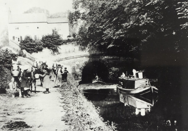 BW192-3-1-28-21 image BW192-3-1-28-21