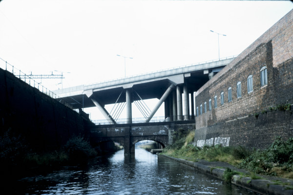 BW197-2-13-41 image BW197-2-13-41