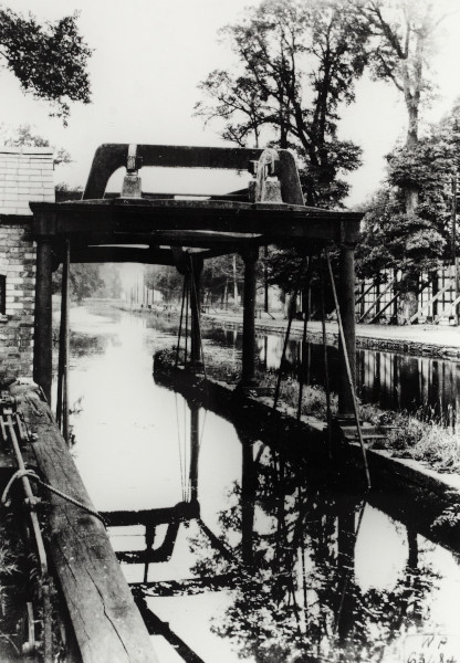 BW192-3-2-5-1-2 image BW192-3-2-5-1-2