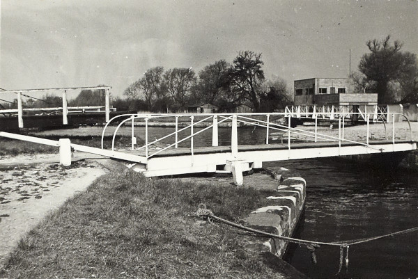 BW200-1-42-2-2 image BW200-1-42-2-2