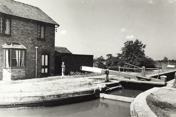 image BW200-1-88-2-2