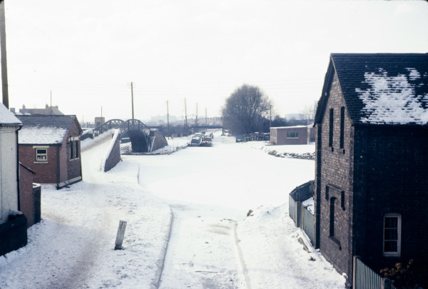 BW197-2-35-44-2 image BW197-2-35-44-2