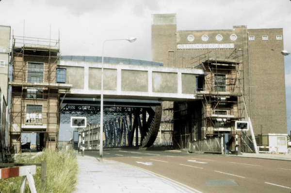 BW197-2-28-37-2 image BW197-2-28-37-2