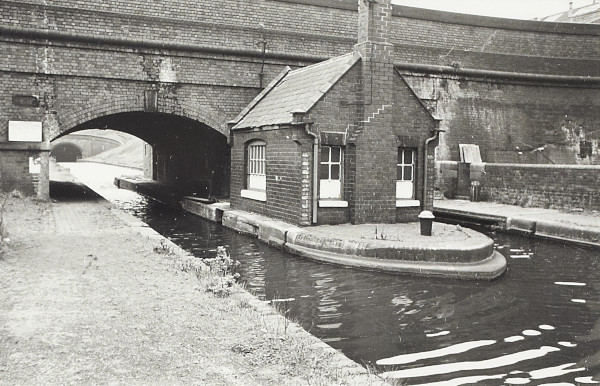 BW200-1-10-18-2 image BW200-1-10-18-2