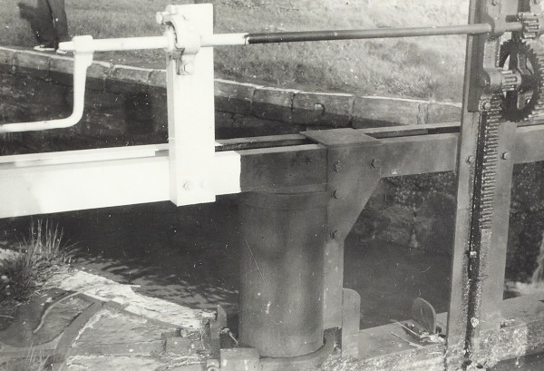 BW200-1-52-1-28-2 image BW200-1-52-1-28-2