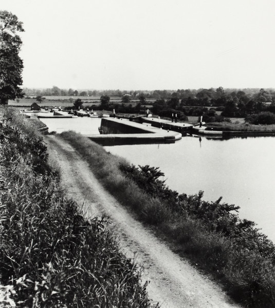 BW192-3-2-2-13-1-202 image BW192-3-2-2-13-1-202