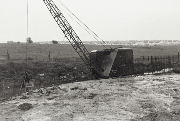 BW192-3-2-1-13-12 image BW192-3-2-1-13-12