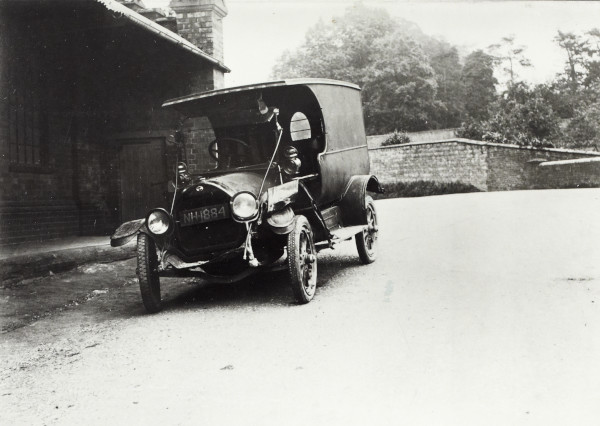 BW192-3-1-27-12 image BW192-3-1-27-12