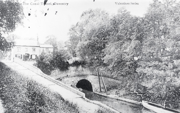 R0832 image R0832