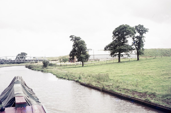 BW197-2-10-42 image BW197-2-10-42