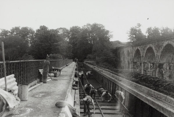 BW192-3-2-5-2-42 image BW192-3-2-5-2-42