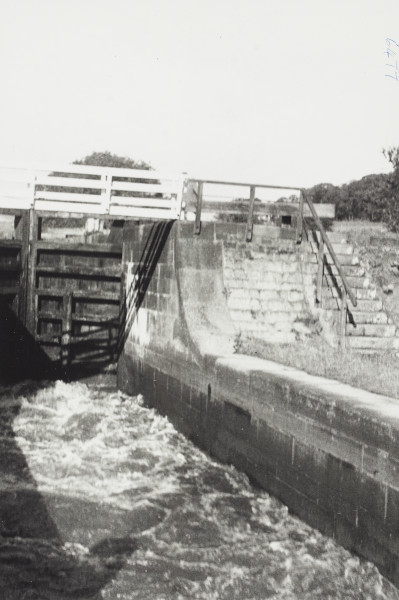 BW192-3-2-1-12-1-152 image BW192-3-2-1-12-1-152