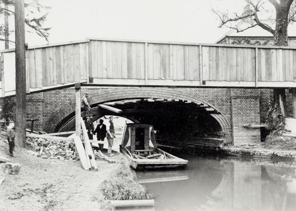 BW192-3-2-2-12-1-372 image BW192-3-2-2-12-1-372