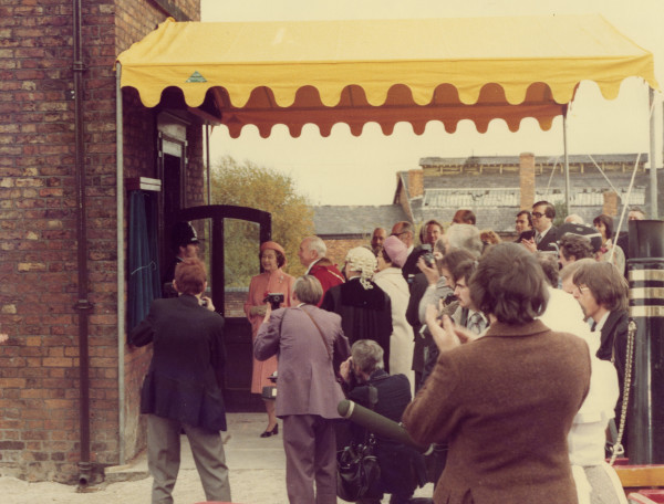 crt_qvisit_42 image crt_qvisit_42