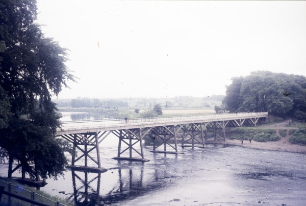 BW197-2-15-1-3 image BW197-2-15-1-3