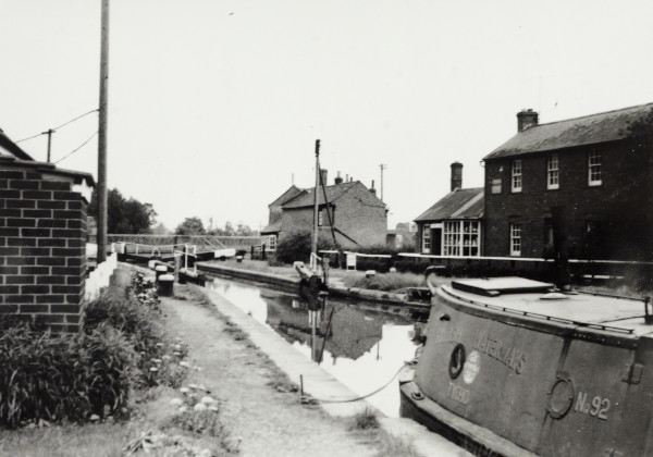 BW192-3-1-33-2-3 image BW192-3-1-33-2-3