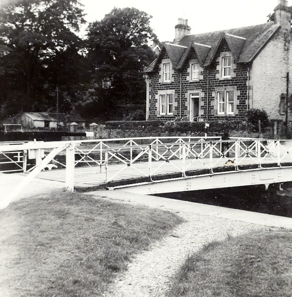 BW192-2-92-3 image BW192-2-92-3