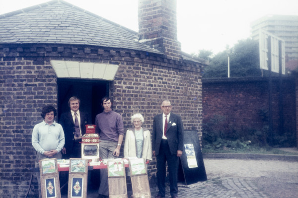 BW197-2-20-34-3 image BW197-2-20-34-3