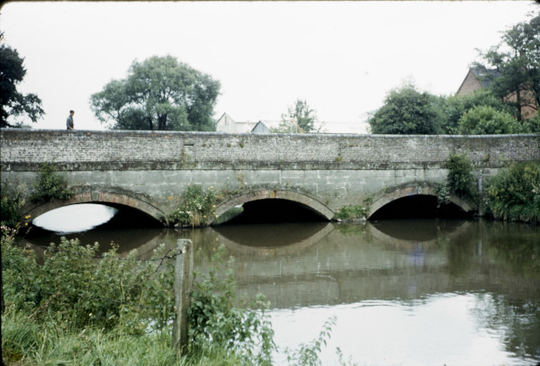 BW197-2-16-3 image BW197-2-16-3