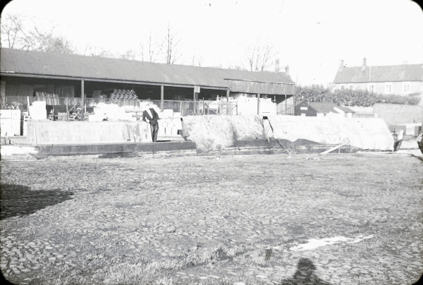 BW197-2-35-36-3 image BW197-2-35-36-3