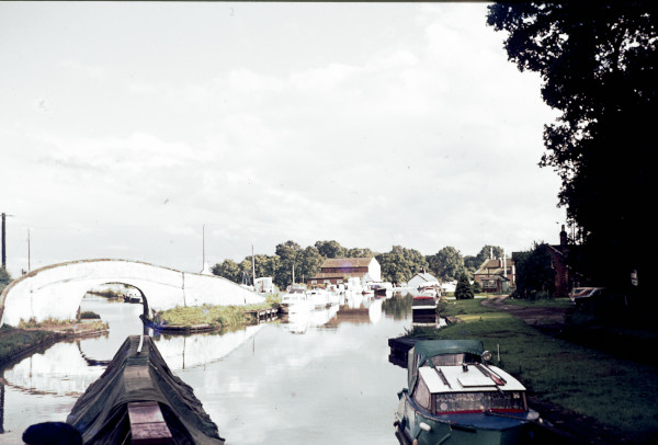 BW197-2-10-37-3 image BW197-2-10-37-3