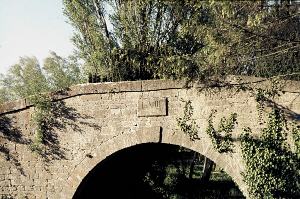 BW197-2-27-9-3 image BW197-2-27-9-3