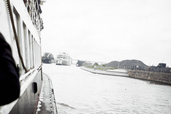 BW197-2-4-1-13 image BW197-2-4-1-13