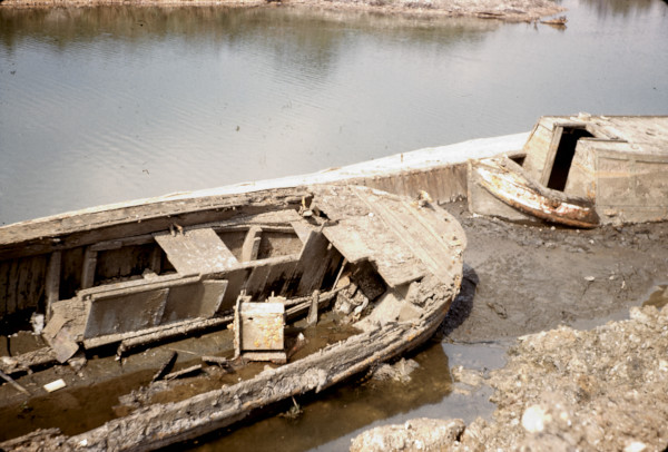 BW197-2-27-22-13 image BW197-2-27-22-13