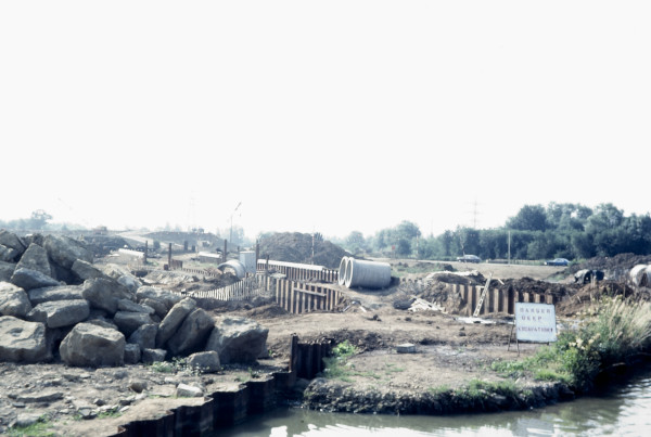 BW197-2-33-28-23 image BW197-2-33-28-23