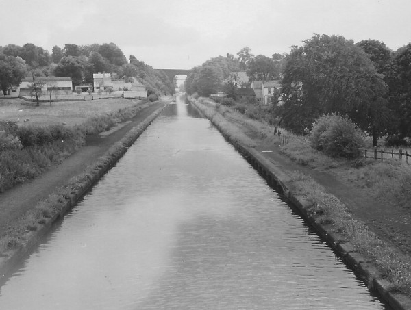 image B.C.N. Tame Valley Canal, looking toward Scott Bridge and Perry Bar. Photo taken in July 1956 from Birchfields Roving Bridge. Scott Bridge, named after Robert Scott MP, built 1842, was demolished in 1968 & replaced with a new reinforced concrete bridge.