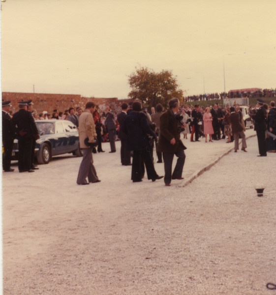 crt_qvisit_3 image crt_qvisit_3