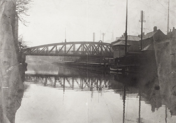 BW192-3-2-1-23-83 image BW192-3-2-1-23-83