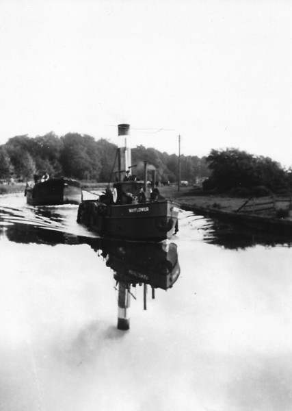 image c. 1931-32, Mayflower (Sharpness New Docks and Gloucester & Birmingham Navigation Co)