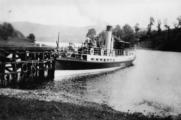 image Countess of Breadalbane at Ford Pier on Loch Awe 1920.
