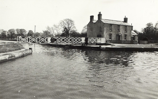 BW200-1-42-2-4 image BW200-1-42-2-4